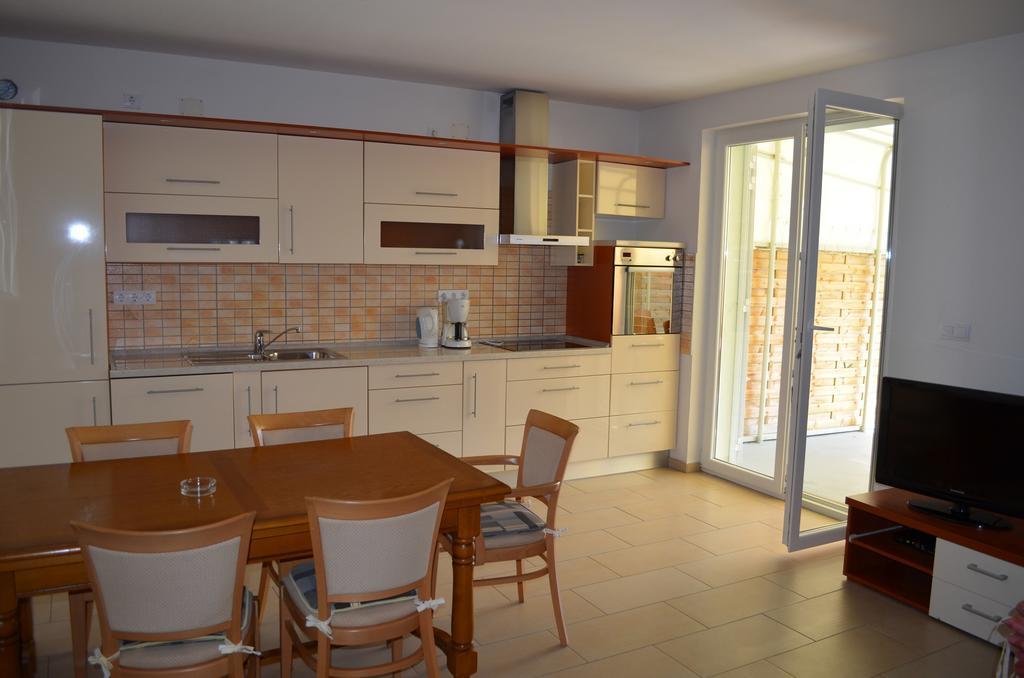 Apartments Buljan Baška Δωμάτιο φωτογραφία